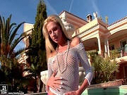 Blonde With Ideal Body Zsuzsa Tanczos In The Outdoor Masturbation Vid