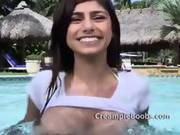 Mia Khalifa Huge Tits Show Off In Pool