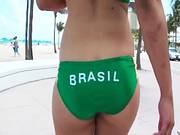 Brazilian Booty Prefers To Make Blowjob In Public Places