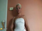 Housewife Victoria Loves Masturbating