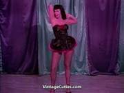 Bettie Page Introduces Herself And Poses