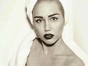 Miley Cyrus Nude!