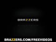 Redhead Schoolgirl Riley Reid Learns How To Squirt