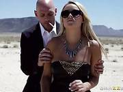 Hot Blonde Chick Alexis Monroe Getting Her Mouth And Anal Fucked On The Car Boot